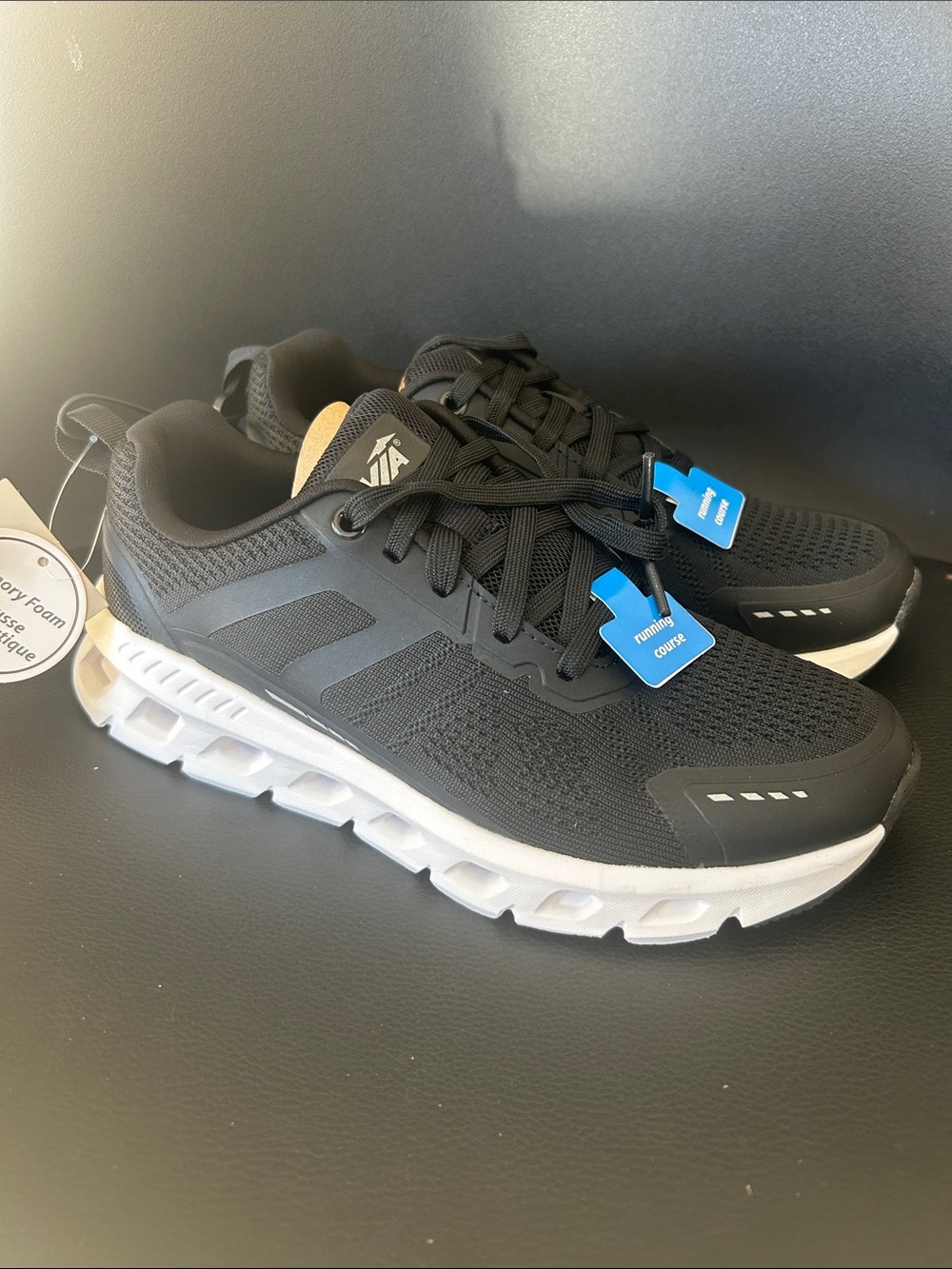 NWT 🆕 Avia Women’s Black Athletic Running Shoes - Lightweight Comfort size 6